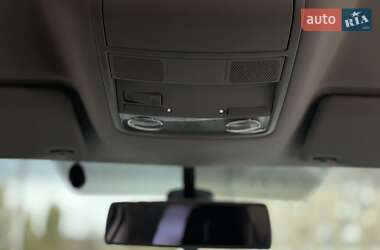 Лифтбек Skoda Superb 2013 в 