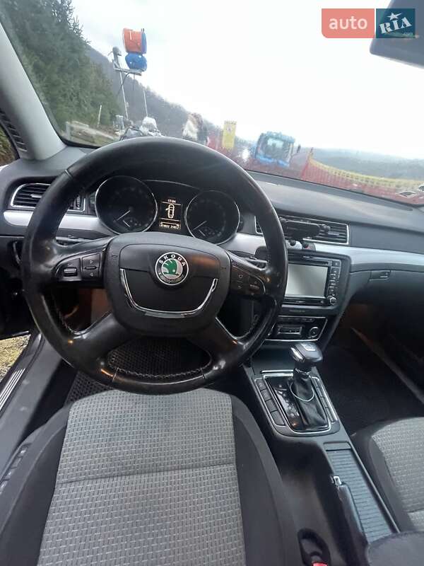 Универсал Skoda Superb 2011 в Ужгороде фото 11 Универсал Skoda Superb 2011 в Ужгороде