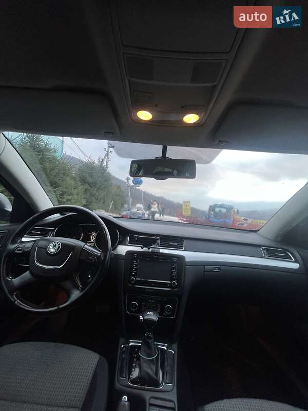 Универсал Skoda Superb 2011 в Ужгороде фото 17 Универсал Skoda Superb 2011 в Ужгороде