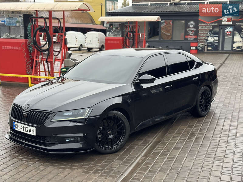 Ліфтбек Skoda Superb 2016 в Кривому Розі фото Ліфтбек Skoda Superb 2016 в Кривому Розі