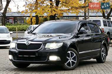 Лифтбек Skoda Superb 2011 в Днепре
