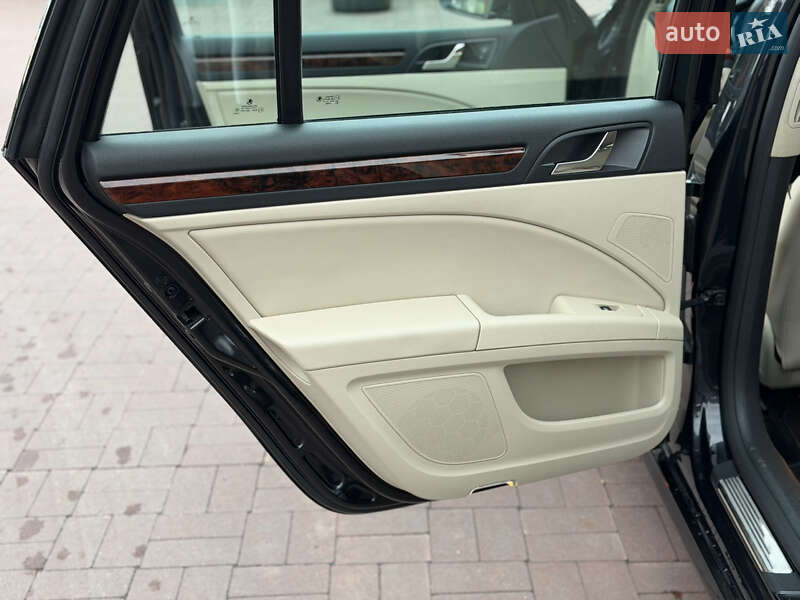 Універсал Skoda Superb 2012 в Рівному