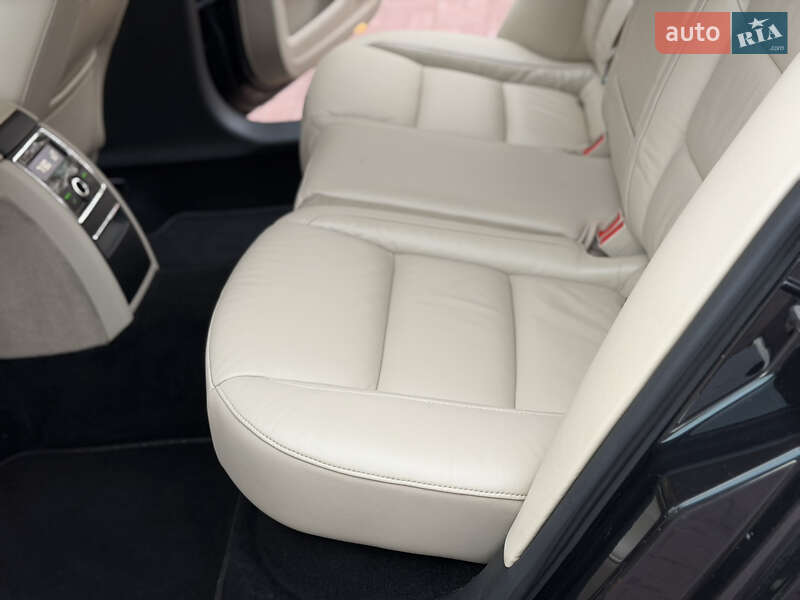 Універсал Skoda Superb 2012 в Рівному