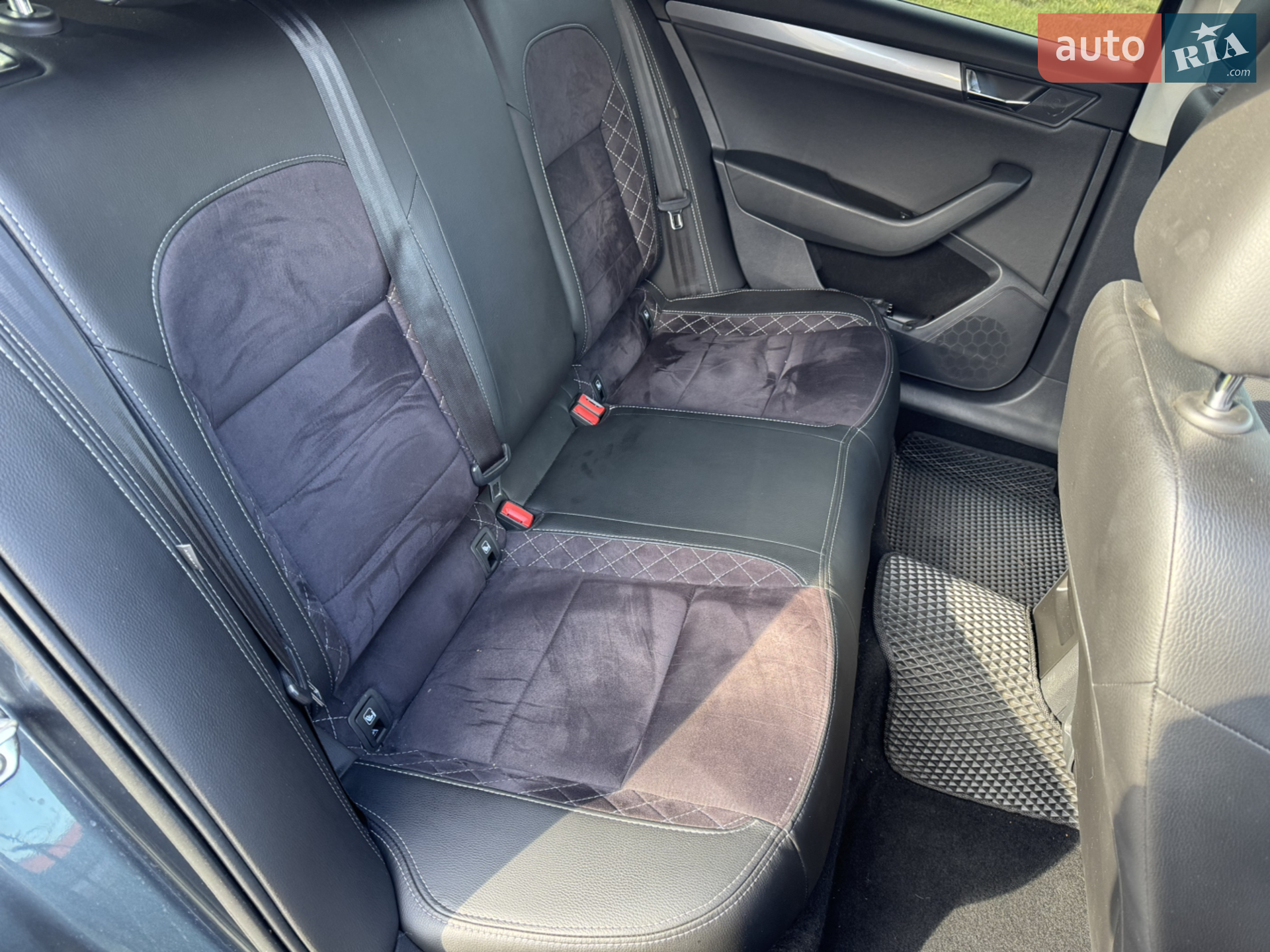 2017 Skoda Superb - мініатюра 10
