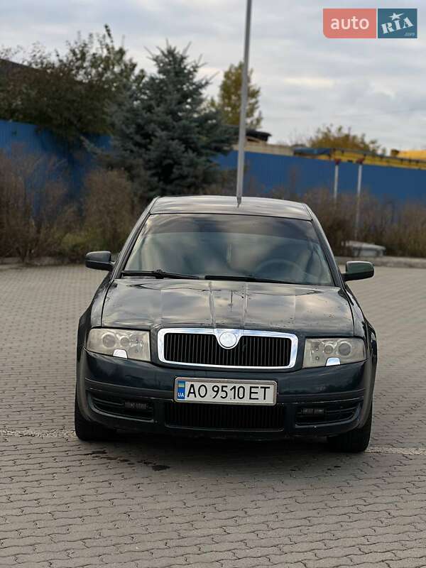 Лифтбек Skoda Superb 2003 в Жмеринке