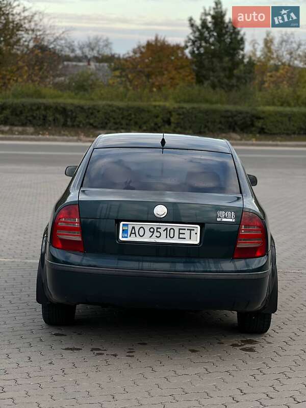 Лифтбек Skoda Superb 2003 в Жмеринке