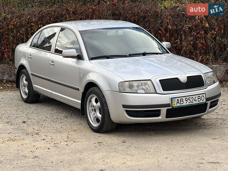 Skoda Superb 2004 Skoda Superb 2004