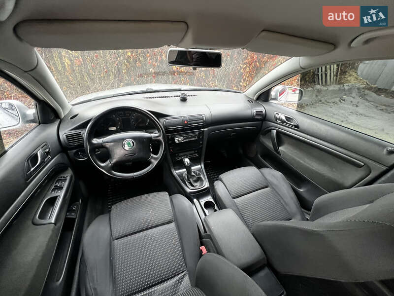 Ліфтбек Skoda Superb 2004 в Вінниці