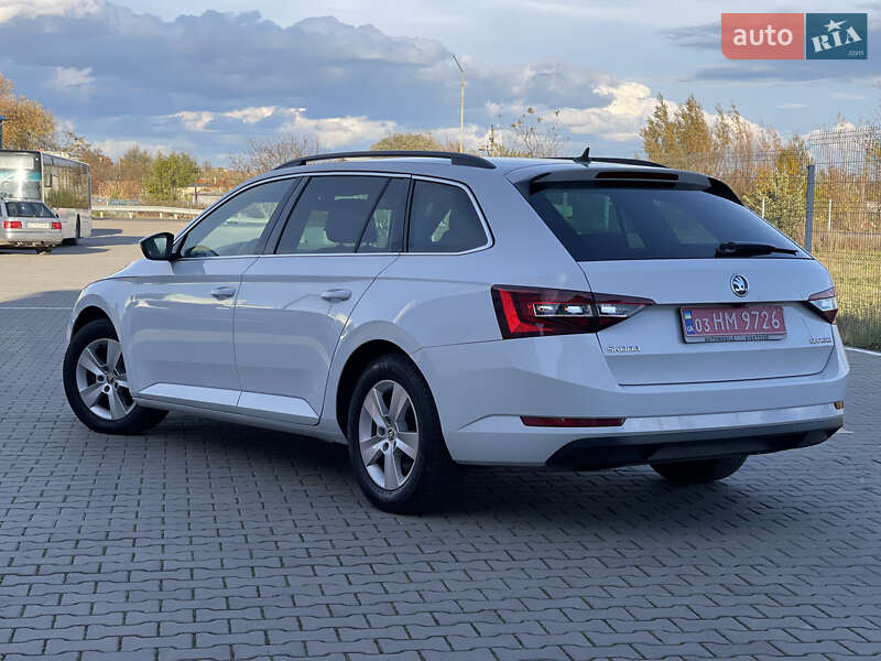 Универсал Skoda Superb 2017 в Нововолынске фото 12 Универсал Skoda Superb 2017 в Нововолынске