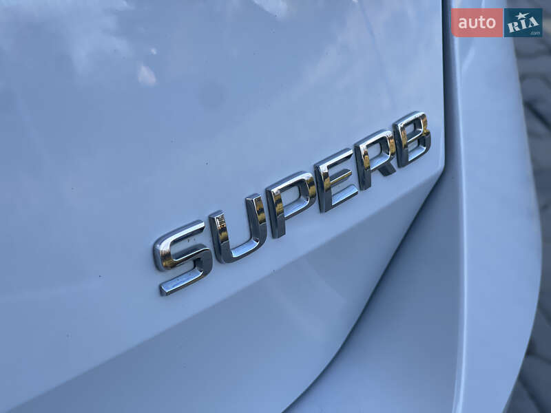 Универсал Skoda Superb 2017 в Нововолынске фото 21 Универсал Skoda Superb 2017 в Нововолынске