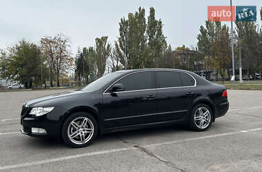 Ліфтбек Skoda Superb 2010 в Запоріжжі