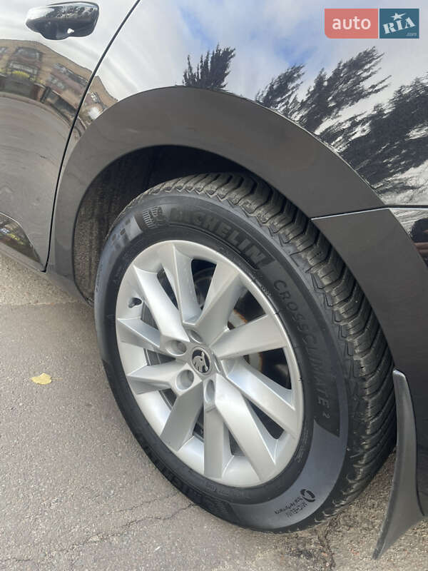 Лифтбек Skoda Superb 2017 в Житомире фото 10 Лифтбек Skoda Superb 2017 в Житомире