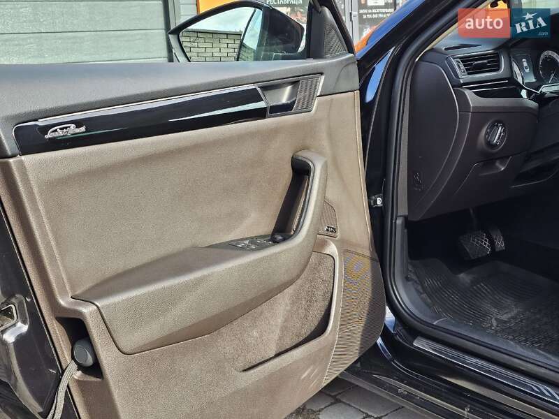 Лифтбек Skoda Superb 2016 в Ивано-Франковске