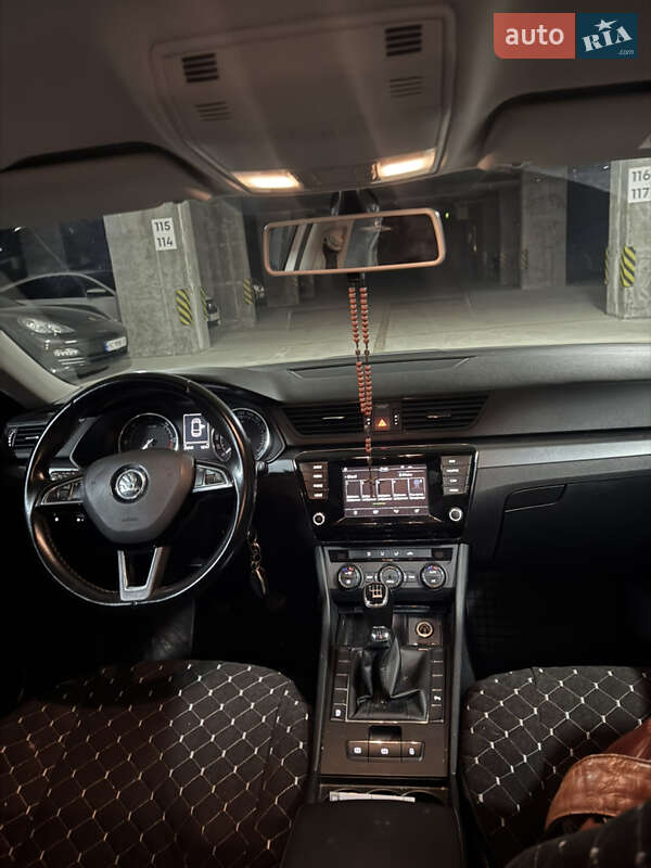 Универсал Skoda Superb 2016 в Львове фото 7 Универсал Skoda Superb 2016 в Львове