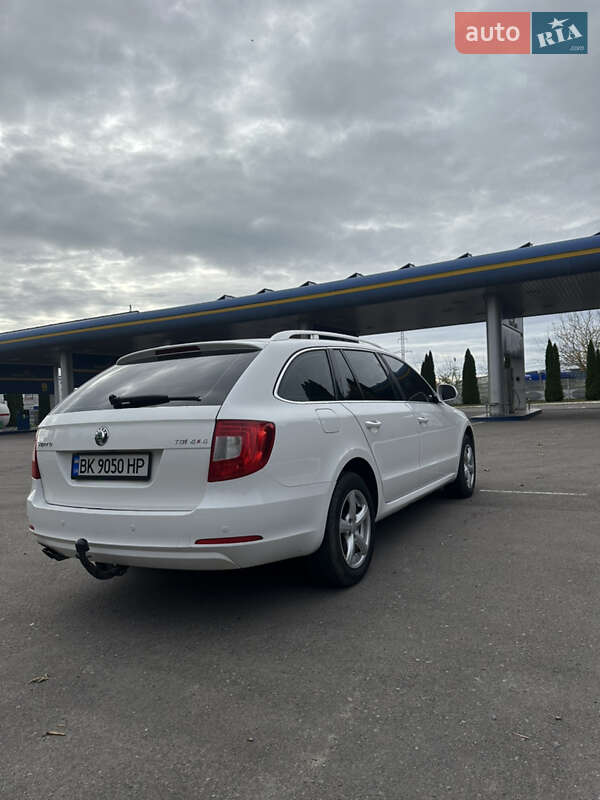 Универсал Skoda Superb 2012 в Ровно фото 4 Универсал Skoda Superb 2012 в Ровно