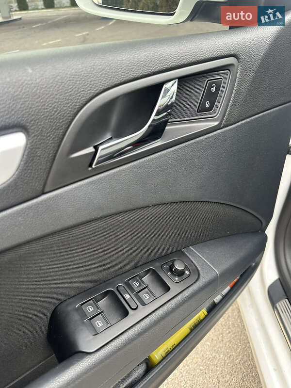 Универсал Skoda Superb 2012 в Ровно фото 16 Универсал Skoda Superb 2012 в Ровно