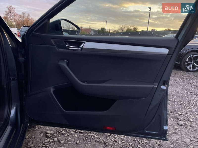 Універсал Skoda Superb 2022 в Луцьку фото 43 Універсал Skoda Superb 2022 в Луцьку