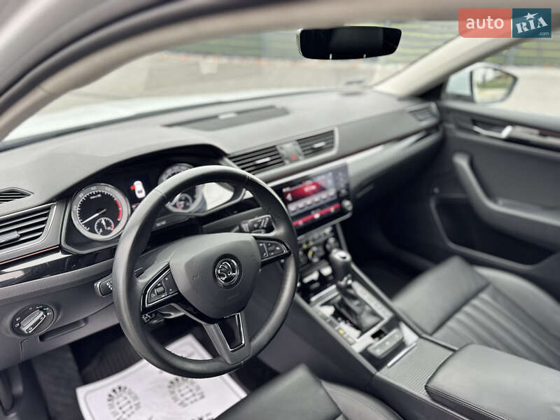 Лифтбек Skoda Superb 2017 в Мукачево