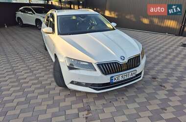 Универсал Skoda Superb 2019 в Днепре