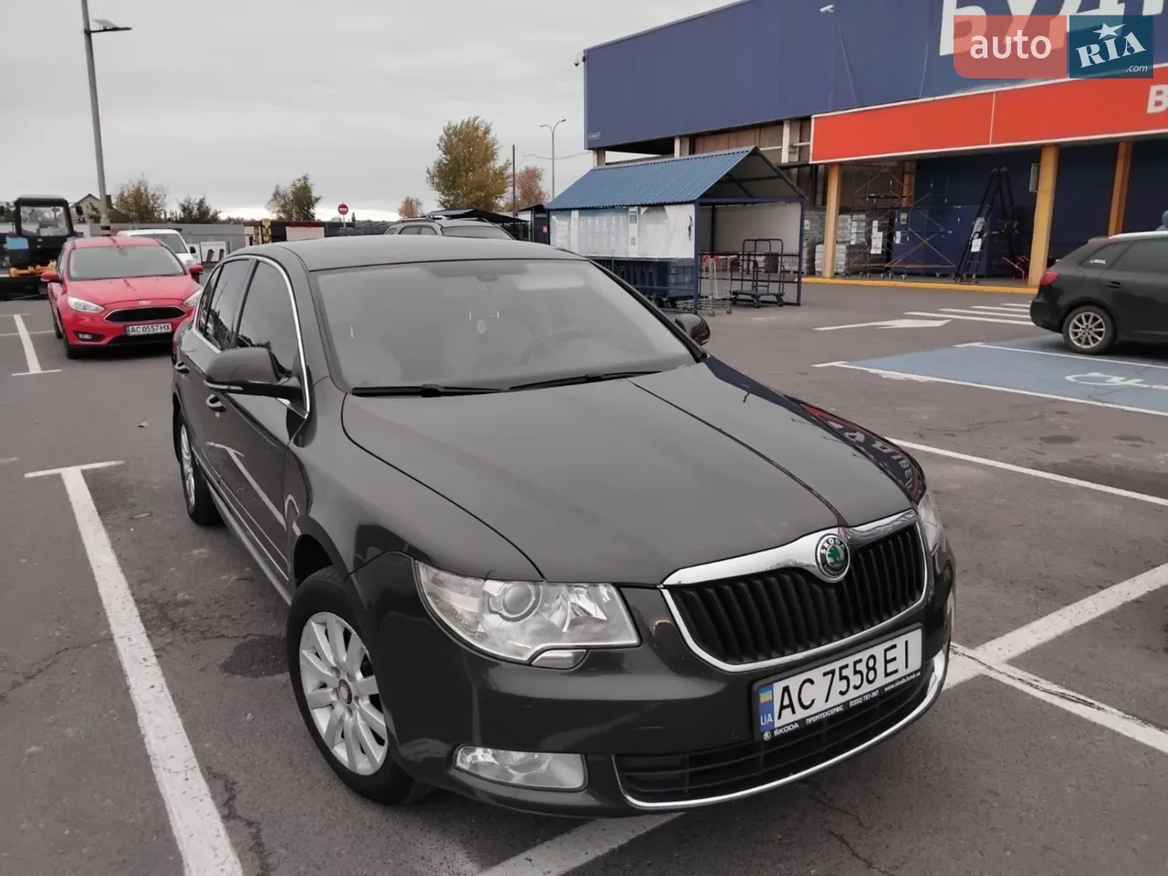 2010 Skoda Superb - мініатюра 46