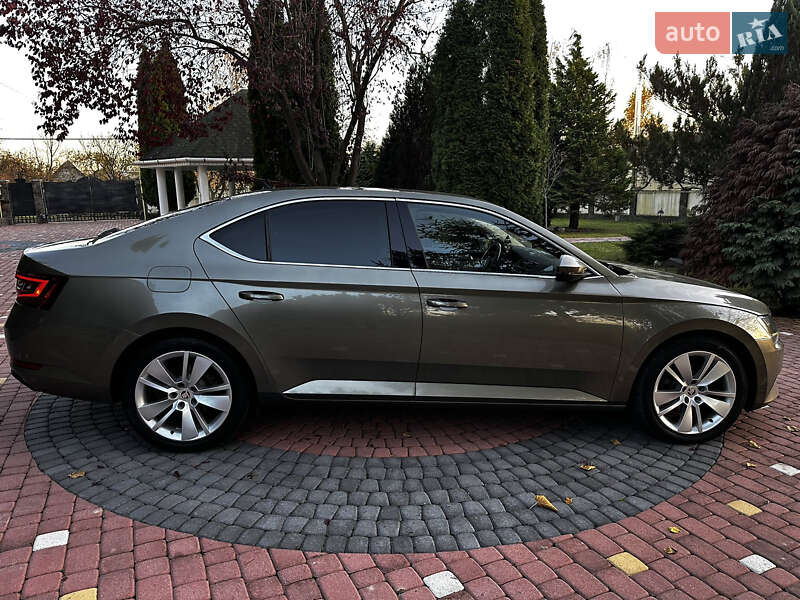 Ліфтбек Skoda Superb 2017 в Хусті фото 35 Ліфтбек Skoda Superb 2017 в Хусті