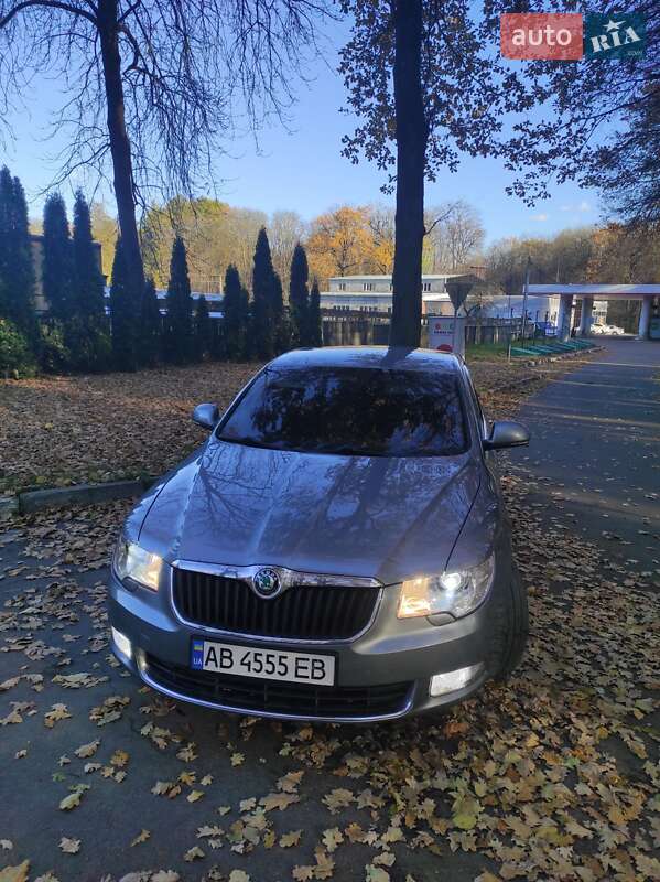 Лифтбек Skoda Superb 2009 в Виннице