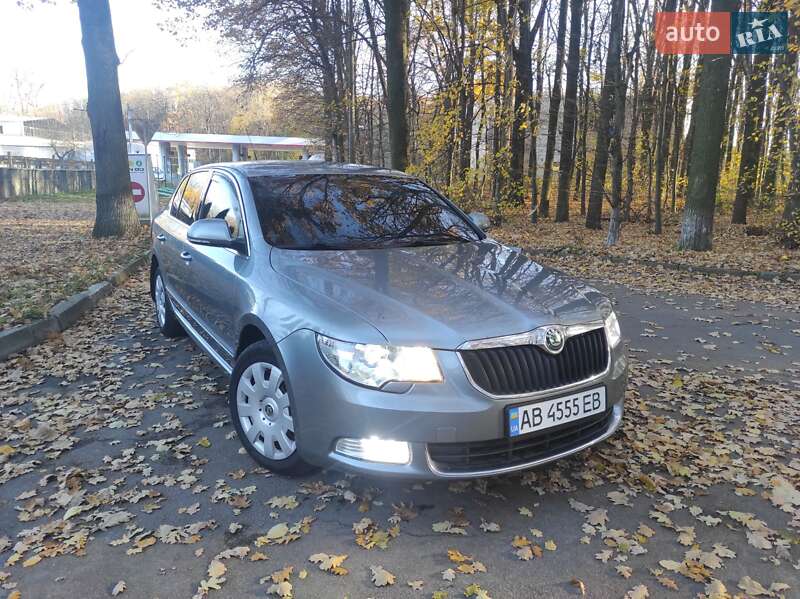 Лифтбек Skoda Superb 2009 в Виннице