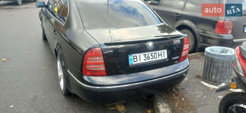 Лифтбек Skoda Superb 2004 в Машевке