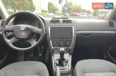 Лифтбек Skoda Superb 2010 в Хмельницком