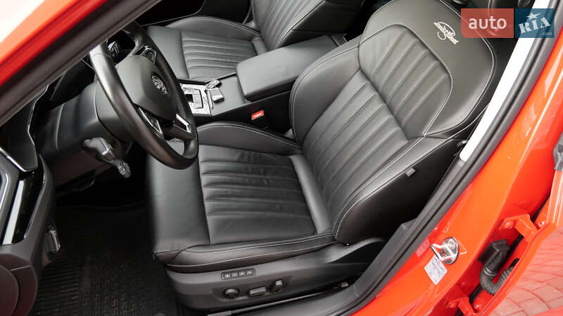 Универсал Skoda Superb 2020 в Львове