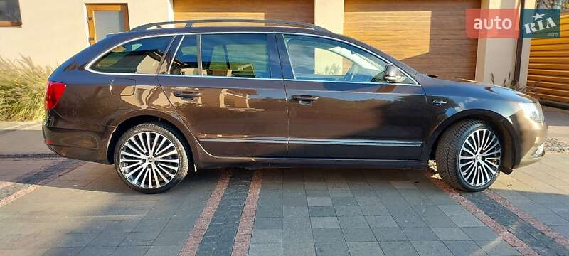 Универсал Skoda Superb 2013 в Киеве