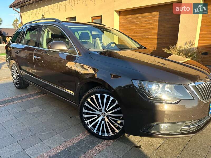 Универсал Skoda Superb 2013 в Киеве