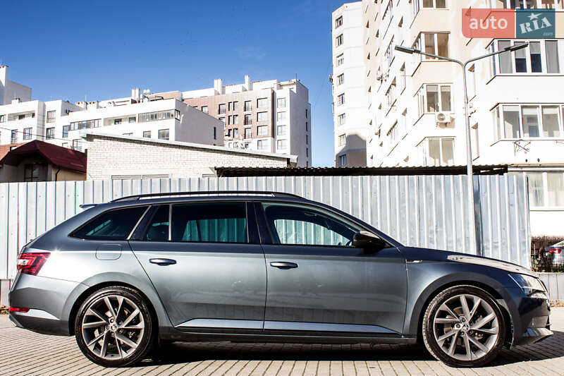 Універсал Skoda Superb 2018 в Львові фото 12 Універсал Skoda Superb 2018 в Львові
