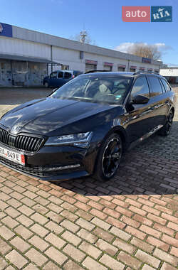 Универсал Skoda Superb 2020 в Мукачево