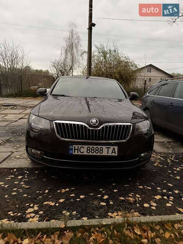 Skoda Superb 2015