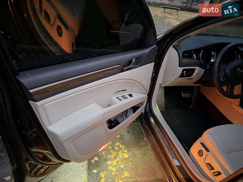 Лифтбек Skoda Superb 2015 в Самборе фото 20 Лифтбек Skoda Superb 2015 в Самборе