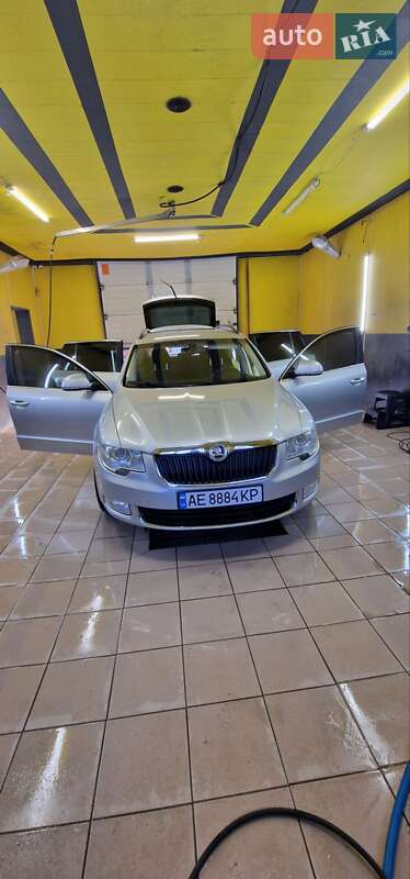Универсал Skoda Superb 2013 в Кривом Роге фото 4 Универсал Skoda Superb 2013 в Кривом Роге