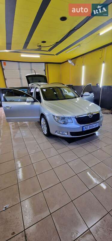 Универсал Skoda Superb 2013 в Кривом Роге фото 6 Универсал Skoda Superb 2013 в Кривом Роге