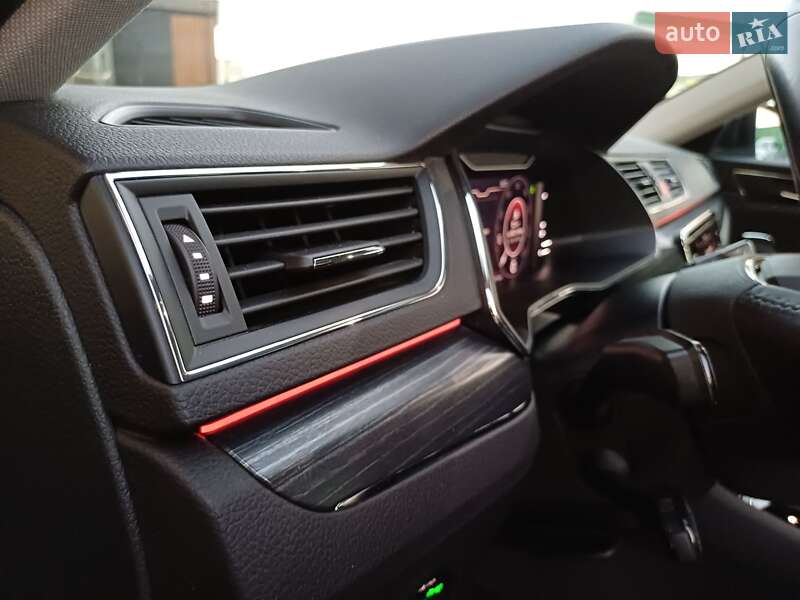 Лифтбек Skoda Superb 2021 в Самборе