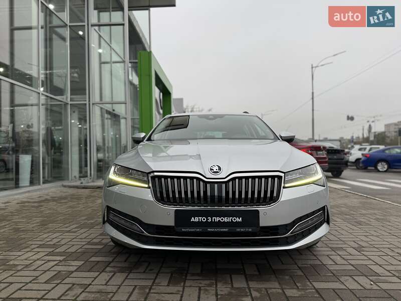 Универсал Skoda Superb 2021 в Киеве фото 3 Универсал Skoda Superb 2021 в Киеве
