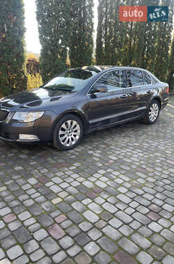 Лифтбек Skoda Superb 2009 в Луцке