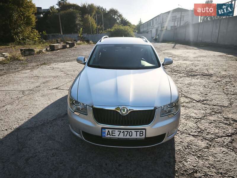 Універсал Skoda Superb 2011 в Дніпрі фото 4 Універсал Skoda Superb 2011 в Дніпрі