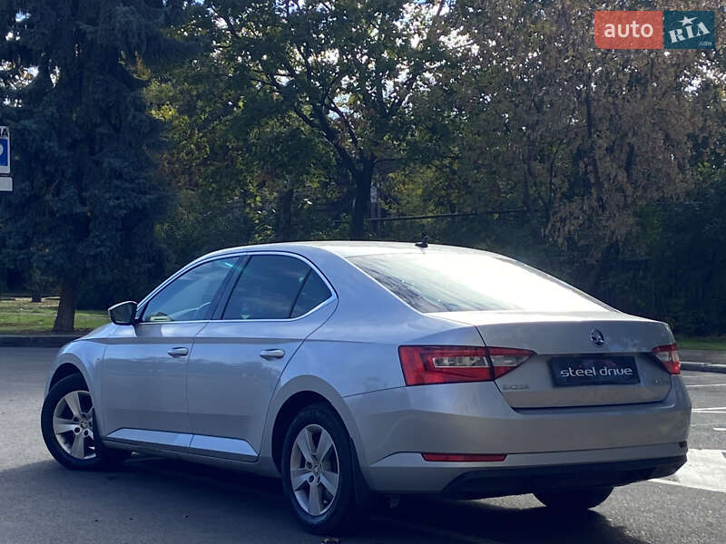 Лифтбек Skoda Superb 2016 в Николаеве фото 4 Лифтбек Skoda Superb 2016 в Николаеве