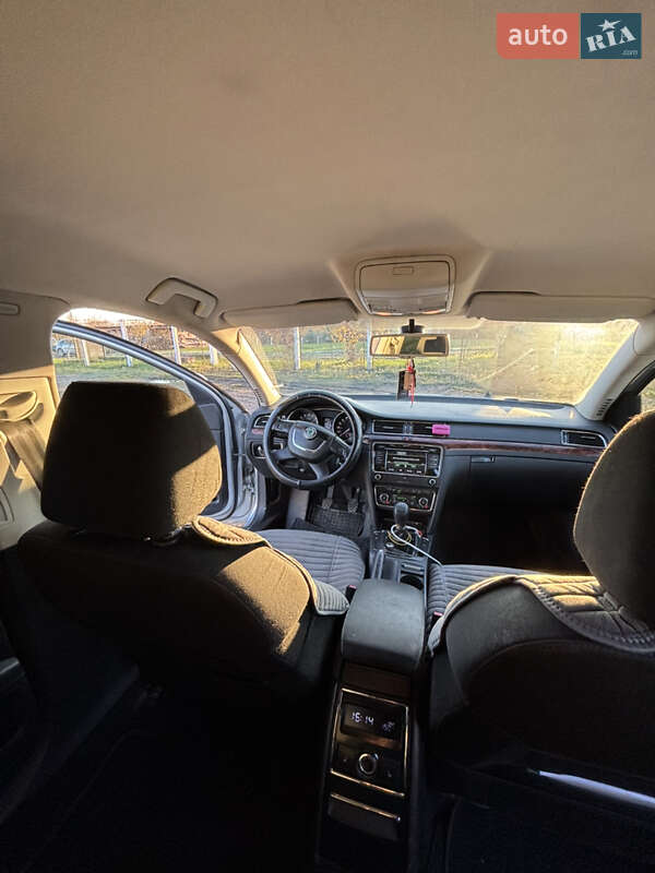 Лифтбек Skoda Superb 2012 в Иршаве фото 2 Лифтбек Skoda Superb 2012 в Иршаве