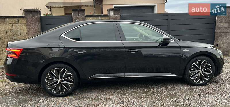 Ліфтбек Skoda Superb 2020 в Львові