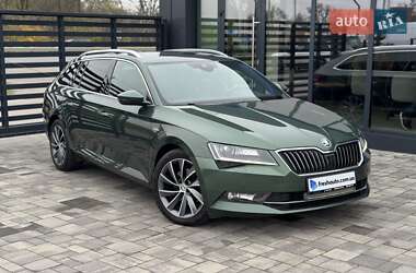 Универсал Skoda Superb 2019 в Ровно