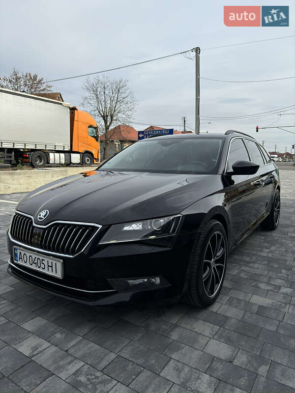 Універсал Skoda Superb 2018 в Мукачевому