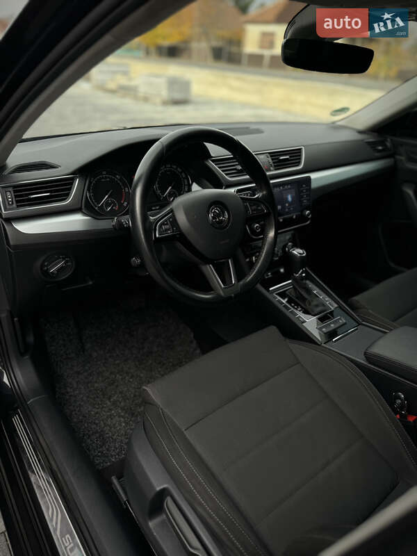 Універсал Skoda Superb 2018 в Мукачевому