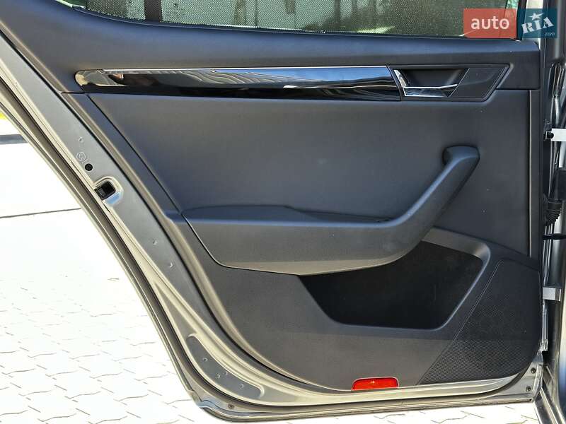 Лифтбек Skoda Superb 2017 в Львове