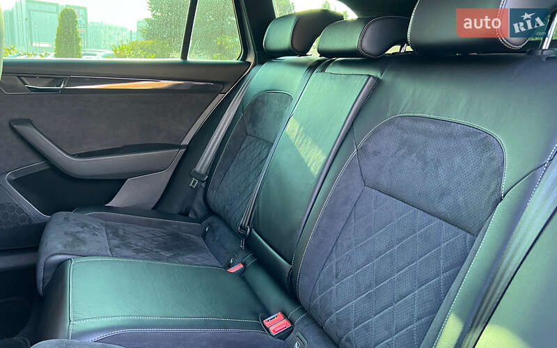 Універсал Skoda Superb 2018 в Львові фото 24 Універсал Skoda Superb 2018 в Львові